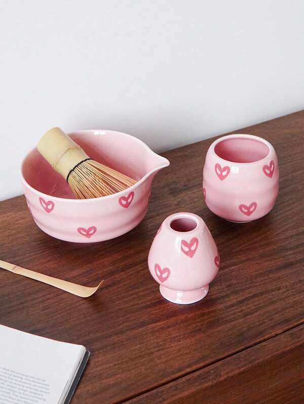 2 Stücke/3 Stücke rosa herzförmige Matcha Schale mit Ausgießer, kreatives handbemaltes Herzdesign, traditioneller Matcha Quirl, Matcha Rührstab, geeignet für Heimdekoration, Matcha Liebhaber, Cafés, Dessertläden, Hotels, Restaurants, als Geschenk
