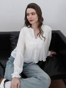 Áo kiểu Pháp thanh lịch và độc đáo, thêu hoa và thiết kế khoét rỗng, áo sơ mi dài tay nữ kiểu dáng thường ngày cho mùa xuân và mùa hè. - Màu be - Xem 8