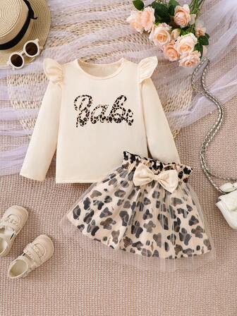 Young Girls' Sweet & Cool Style Set, Beige Flutter Sleeve Letter Tee Paired With Leopard Print Mesh Skirt With Bow Decor, Cute & Fashionable, Spring/Summer