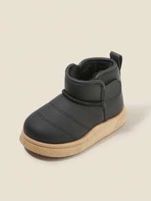 Schwarze Ankle Boots für Jungen und Mädchen im Alter von 3 bis 12 Jahren im Jahr 2025, komplett umhüllt mit Kunstleder-Obermaterial, wärmeisolierender Plüschfutter, rutschfest und abriebfest, Slip-On Ankle Boots, flach und cool im Grundstil, Kinder Winterstiefel, essentiell für Schule, Winterausflüge und Weihnachtsoutfits!