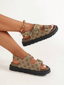 Modne, retro, casualowe sandały na platformie z metalowymi zdobieniami dla kobiet