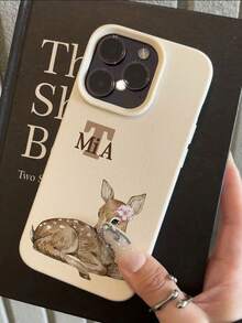 1 Stück individuell gestaltbares Glücks-Buchstaben & Namen Design Handyhülle mit elegantem Hirsch- & Blumenmuster, kompatibel mit iPhone 15 Pro Max/16E/14 Plus/13/12/11, TPU Material, personalisiert, einzigartig, individuell, ideales Urlaubsgeschenk für Freunde, Klassenkameraden, Familie, Handy & Zubehör, Saisonauswahl, modische personalisierte Handyhülle, Freund, Freundin, Familie, Freunde, Großeltern, Paar, für Jahrestage, für Geburtstage - Weiss - Übersicht 6