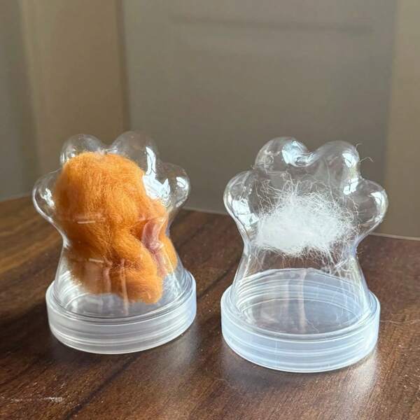 1 pieza Lindo recipiente con forma de pata de gato para almacenar pelo de mascota, adecuado para recolectar varios tipos de pelo de mascota, regalo conmovedor para amantes de los gatos y recuerdos de mascotas, compras emocionales exclusivas, exhibición minimalista, juguete coleccionable profundo, diseño portátil, compacto y ligero, regalo perfecto para Halloween/Navidad/Año Nuevo