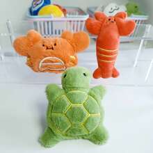 深海家族和动物家族狗狗毛绒玩具，深海家族包括鲨鱼、鲸鱼、锤头鲨、花园鳗、鳄鱼、蝠鲼、龙虾、海星、海龟、螃蟹和章鱼；动物家族包括老虎、变色龙、羊驼、鹦鹉、考拉、公鸡、大象、鹅、猴子和兔子。