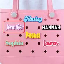 1 件可定制复古风格姓名牌包饰、个性化包饰、姓名标签、包饰、包标签、学校用品、返校、办公室、学校、教室、教师礼物、大学、同事、宿舍、老师、男孩和女孩、青少年、初中生、中学生、高中生、大学生、大学生、大一、大二、低年级学生、定制包袋配饰、街头休闲时尚 - 彩色 - 查看 21