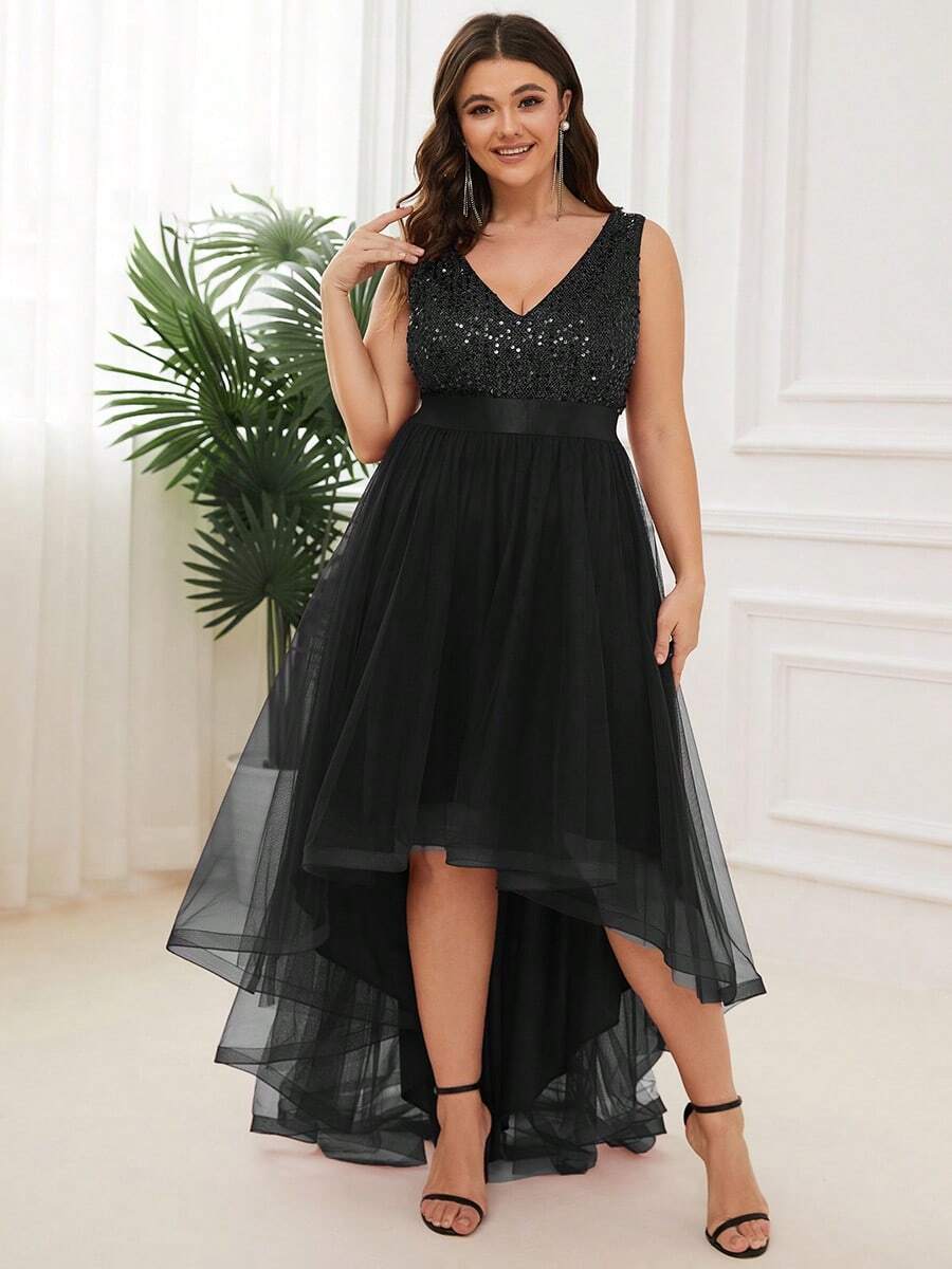 Plus Size Women Elegant V-Neck Sleeveless Sequin Mesh Bridesmaid Dress - Black - View 1