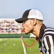 Timotech Set de 2 Silbatos Deportivos de Plástico con Cordón, Silbato Oficial de Sonido Fuerte y Nítido, para Entrenadores y árbitros (Rojo) - Rojo - Ver 7