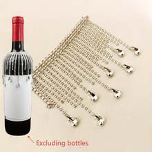 1pc Elegant Crystal Wine Bottle Pendant Decor, Tassel Wine Bottle Topper, Wedding Engagement Table Decoration, Metallic Tabletop Ornament With Teardrop & Bead Accents, Perfect For Christmas, Valentine's Day, Thanksgiving, New Year - Home, Restaurant & Party Decor, Luxury Gift Idea, Wine Decoration, Celebration Accessory