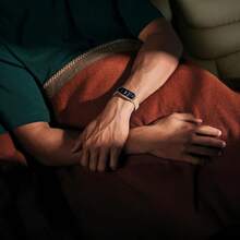 Mi Band 9 Smart Watch Negro - Hasta 21 días de batería, pantalla AMOLED de 1.62", compatible con Android e iOS, marco de aluminio, monitoreo avanzado de sueño y salud, resistente al agua 5ATM - Plata - Ver 2