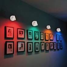 1 Stück Fernbedienung aufladbare Scheinwerfer, 7 Farben RGB Wandleuchte, Foto Wand Atmosphäre Beleuchtung, kein Verkabeln, kein Bohren, keine Installation, kabellose Hintergrundbeleuchtung für Zuhause