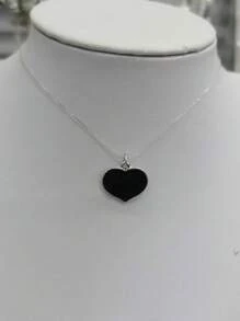 1 件方晶锆石镶嵌蛋形莫桑石银项链