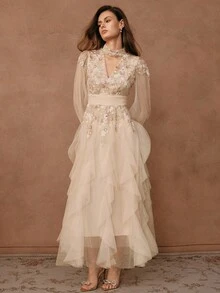 Savoree 女士优雅彩色刺绣连衣裙，长袖拼布褶皱网纱下摆派对婚礼宾客礼服 - 查看 7