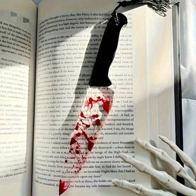 Halloween Fun Bloody Bookmark, Tassel Pendant, Graphic Bloody Bookmark With 2 Styles (Non Sharp, Fake Knife), Classic Horror Prank Props, Suitable For Back To School Parties