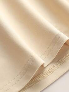 Áo thun ngắn tay rộng rãi, mềm mại, in hình dâu tây và hoa ngọt ngào dành cho bé gái, kiểu dáng thường ngày mùa hè. - Màu be - Xem 6