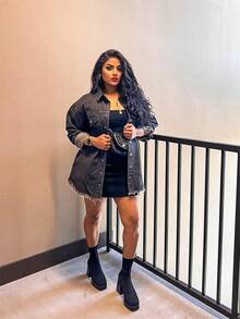 Vetinee Women's Oversized Button Up Frayed Hem Shacket Long Sleeve Pockets Denim Jean Jacket - 黑色 - 查看 5