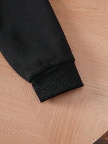 Tween-Jungen 1 Stück Halloween Sweatshirt mit lockerem, bedrucktem Geistermuster und Kapuze, ein Outfit für Herbst und Winter, perfekt für Halloween Partys