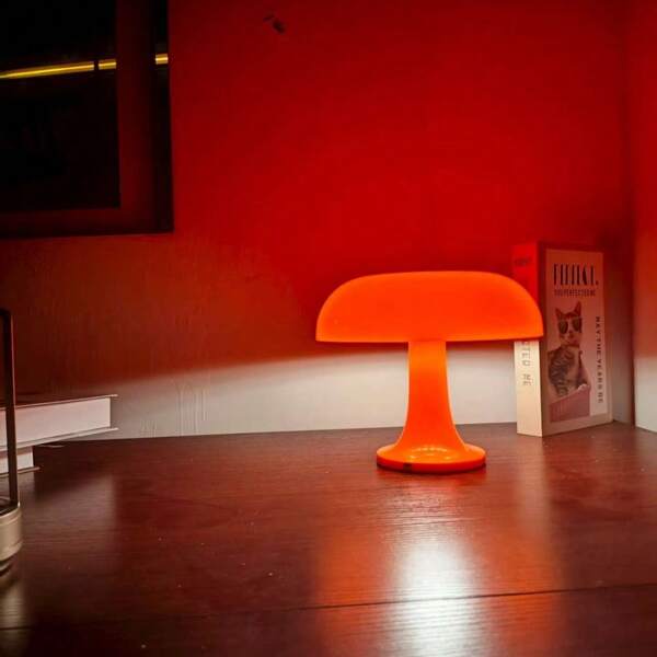 1pc Modern Decorative Table Lamp, Mushroom Cap Design, USB Powered, 3 Lighting Modes, Dimmable, For Bedroom, Living Room Decor, Polished Plastic, Sunset Theme, Push Button Control, Adjustable Brightness, No Battery Required