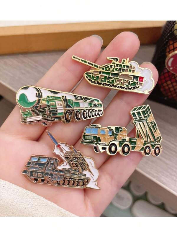 1/4pcs Cartoon Tank Brooch, Dongfeng-41 ICBM Rocket Launcher Brooch, Suitable For Bags, Backpacks, Jackets, Commemorative Gift For Men And Women Office Accessories Shirts Jewelry Christmas Halloween