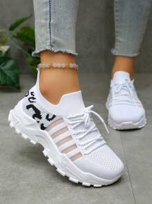 Non-Slip Casual Sneakers For Women. Lightweight And Simple Low-Top Sneakers For Women. Lightweight, Casual, Comfortable And Breathable Woven Women's Shoes.