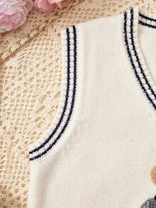 Boys' Casual Bear Embroidery V-Neck Sleeveless Knitted Vest, Versatile School Style Warm Pullover Waistcoat For Kids, Autumn/Winter - Apricot - View 5