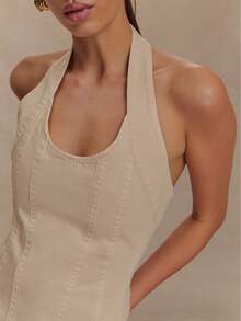 Denim Corset With A Halter Top And Backless Design, Denim Jacket And Shorts - trắng - Xem 2