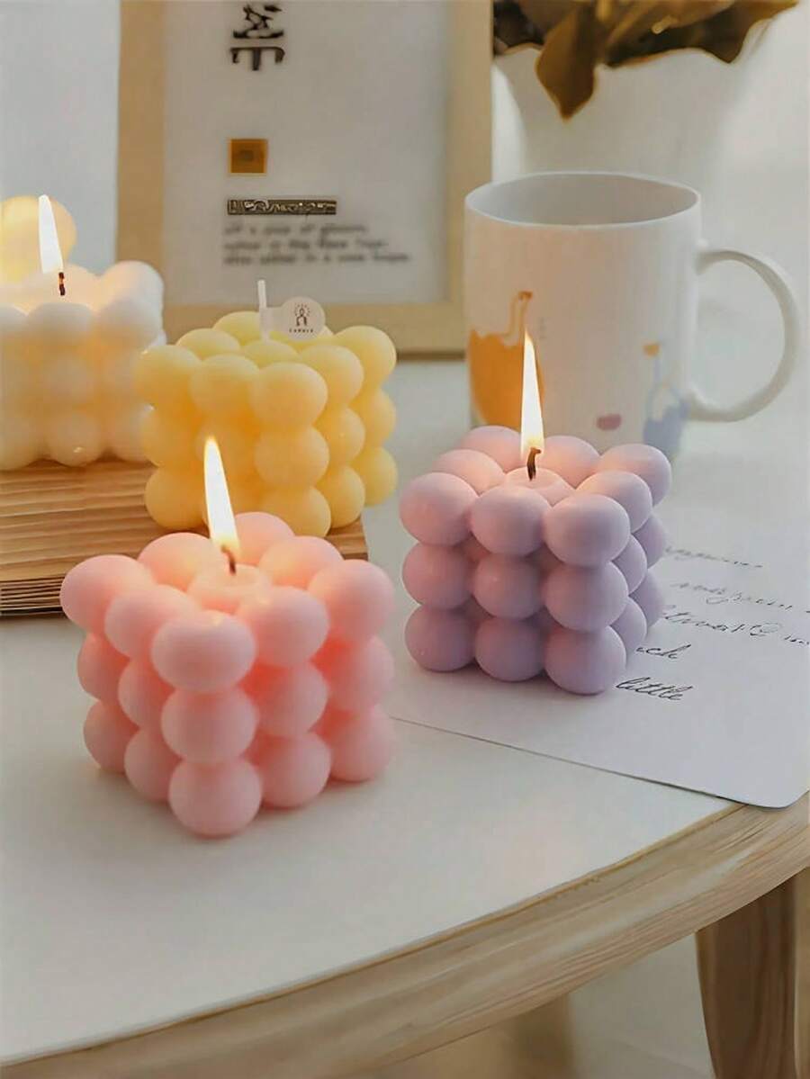 魔方香薰蜡烛批发生日伴侣礼物手工泡泡形可爱香薰蜡烛情侣花香薰蜡烛ins氛围香薰礼盒郁金香手持花形香薰蜡烛杯（颜色款式随机）