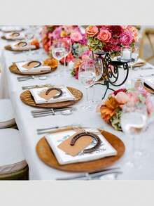 4/2PCS Vintage Lucky Horseshoe Pendants,Guest Wedding Favors,Metal Horseshoes Decor With Kraft Paper Box And Label,Rustic Horseshoe Gifts,For Vintage Wedding Party Decorations, Creative Keychain Ornament, Small Gift, Wedding Favor,Chic Hanging Sign For Wedding Decor,For Vintage Wedding Party Decorations Kentucky Derby Party Decorations 1pc