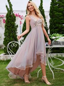 Elegant Embroidered Ombre Hem Formal Dress - Light Grey - View 3