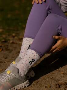 Set de 3 pares de Calceta Deportiva Run on Cloud 2/4 Calidad Premium Genérica Unisex Para el Gym outfit deportivo Algodon con Microfibra Super cómodos. - Calcetines medios - Ver 8