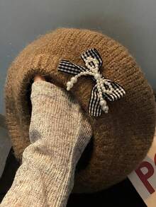 1pc Women's Bow Beret Hat, Casual Warm Knitted Fuzzy Painter Beret Cap, Large Circumference, Versatile, Suitable For Outdoor, Dating, Gathering, Daily Use, Autumn/Winter Autumn Accessories