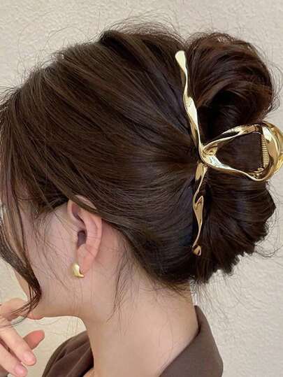 1pc Oversized Metal Hair Clip, Hair Accessory, Suitable For Bun Hairstyle, Elegant Autumn/Winter Hair Decoration For Women, Suitable For Holiday Outfits