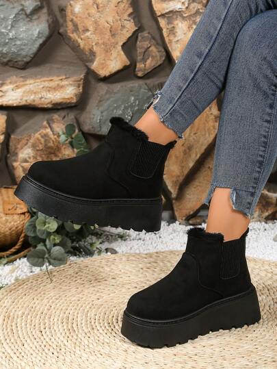 Nya vinterstövlar med tjock sula och slip-on i "stil", moderiktiga och bekväma med termofoder, tjocka och varma för utomhusbruk, pälsstövlar