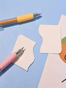 1 PIEZA Cuchillos utilitarios y de manualidades exquisitos, simples y frescos, adecuados para grabado y corte de papel. El cuchillo de grabado manual es fácil de transportar y viene con una mini hoja de metal. Es un cortador de papel de cuaderno de estudiante y un cuchillo plegable de color macaron, afilado y portátil, con grabado. Es un cuchillo plegable de moda.