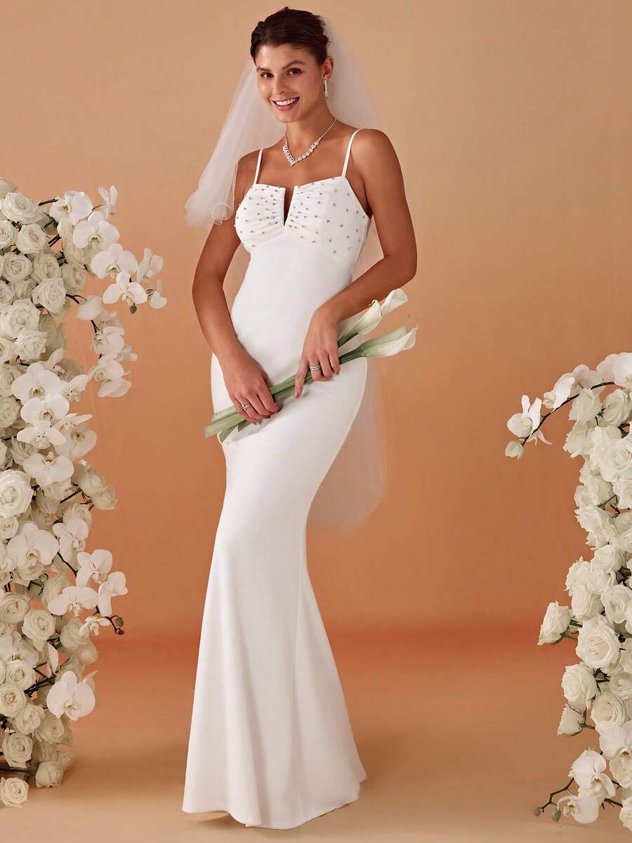 EVERPRETTY Elegant Fitted Spaghetti Strap Pearl-Embellished Mermaid Wedding Dress - White - View 1