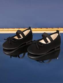 1 Đôi giày bệt đen kiểu slip-on cho bé gái lớn, chất liệu da lộn PU, trang trí nơ, mũi tròn, đế mềm, thoải mái, giày công chúa thường ngày phù hợp cho bé từ 1-12 tuổi, đi chơi, dự tiệc, du lịch, trong nhà/ngoài trời, hàng mới về mùa xuân/thu 2026. - màu đen - Xem 2