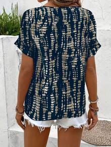 Plus Size Women Casual V-Neck Short Sleeve Allover Print Shirt Vacation - Navy - View 2