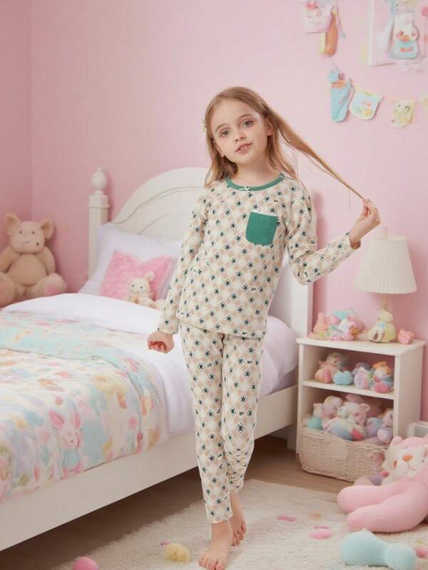 Lucky Five Leaf Grass Printing Girl Pajama Set Two-Piece Kids Cotton Short-Sleeved Top And Pants Casual Sleepwear Home Clothes For Spring Summer Fall