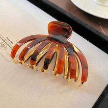 Korean Elegant Heart Shaped Plastic Claw Hair Clip, Medium Size, Wholesale,Hair Accessories,Hair Claw,Claw Clips,Hair Clutch,Hair Jaw Clip Fall Winter For Vacation Outfits Woman