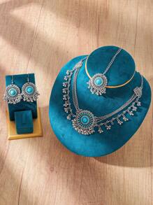 2024 New 4pcs/Set Exquisite Bohemian Style Women's Jewelry Set Including 1pc Silver Zinc Alloy Material Layered Chain Necklace With Faux Pearl Design, 1 Pair  Style Inlaid Red/White/Green Glass Rhinestone Earrings, 1pc Bollywood Style Head Chain. Suitable For Women's Daily Wear Or As Gift For Christmas And Other Occasions.