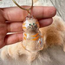 1pc Cute Transparent Pet Cat Hair Collector Box Key Chain, Decorative Bag Hanger, Cat Hair Ball Storage Accessory, Suitable For Bags, Keys Decorations, Gifts For Friends And Family
