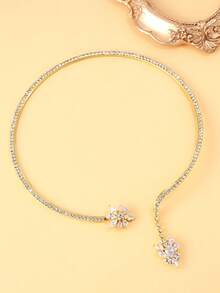 قلادة سلكية قابلة للتعديل على شكل وردة الزركونيا للنساء قطعة واحدة