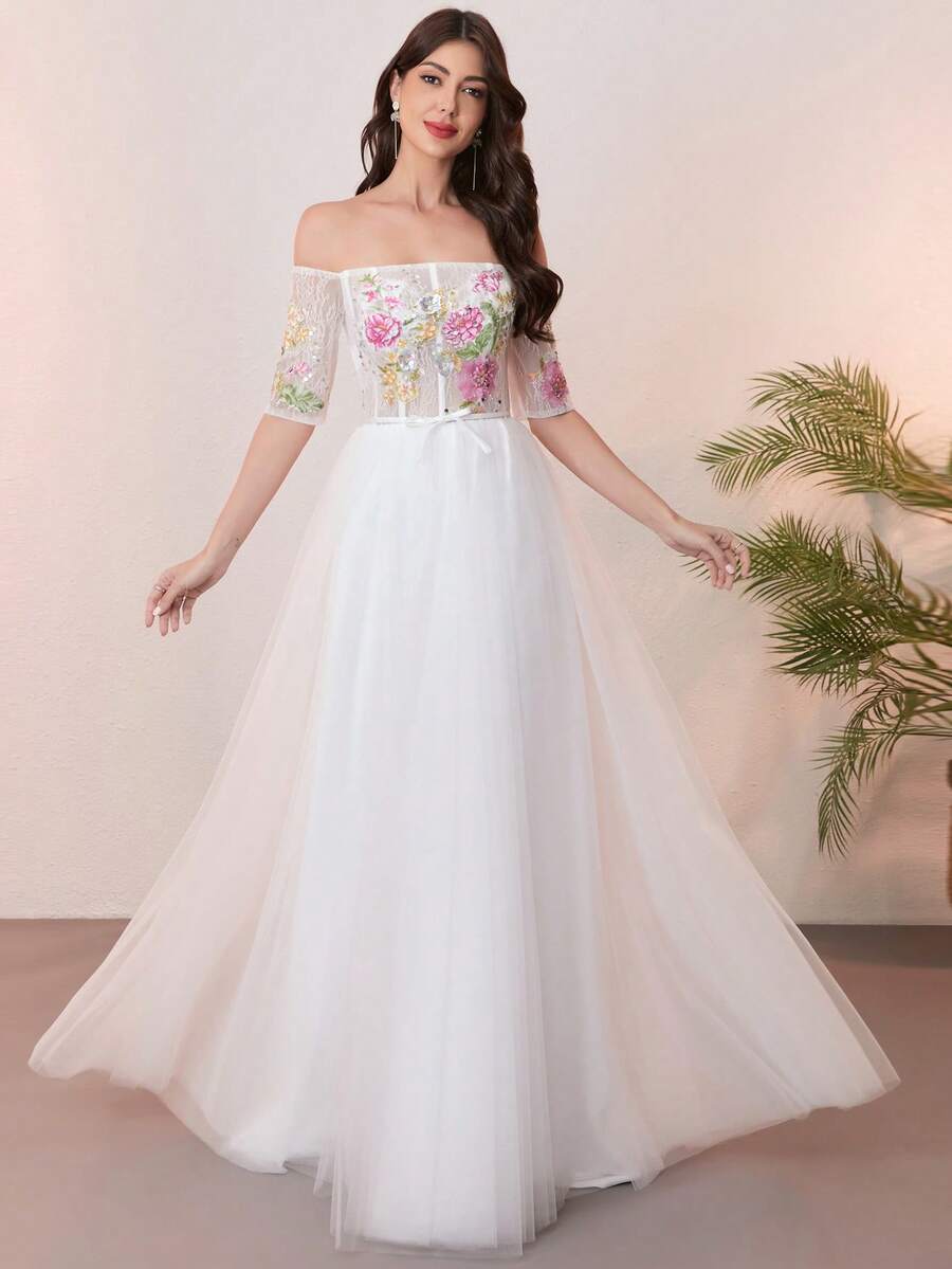 3D立体花卉蕾丝刺绣亮片婚纱，优雅写真礼服 - Ivory - 查看 1