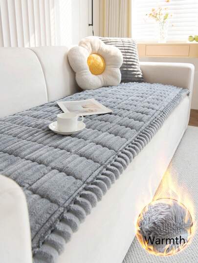 1pc Thick Plush Sofa Cover, Warm & Comfortable Sofa Protector For Autumn/Winter, Jacquard Quilted Craftsmanship, Warm & Soft, Pet-Friendly, Dirt & Scratch Resistant, Suitable For Living Room, Bedroom, Outdoor, Fits 1/2/3/4 Seater Sofa