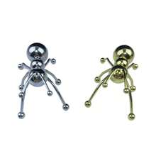 1 pieza Figura decorativa de hormiga metálica dorada y plateada, decoración de escritorio creativa, adecuada para oficina, sala de estar, estudio, Halloween, Navidad, regalo de cumpleaños