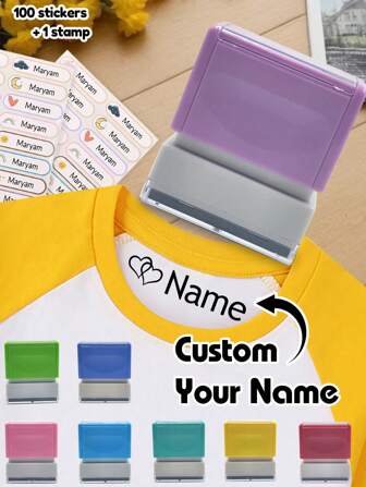 1個のスタンプ + 100枚のステッカー カスタム名前スタンプ、子供の衣類用の耐水性名前スタンプ、8色の無地シール、個性的なカートゥーンパターンの署名スタンプ、子供用のカスタマイズ可能なスタンプ、学生文具ギフト、誕生日ギフト、かわいい、学校の必需品、女の子、男の子、息子