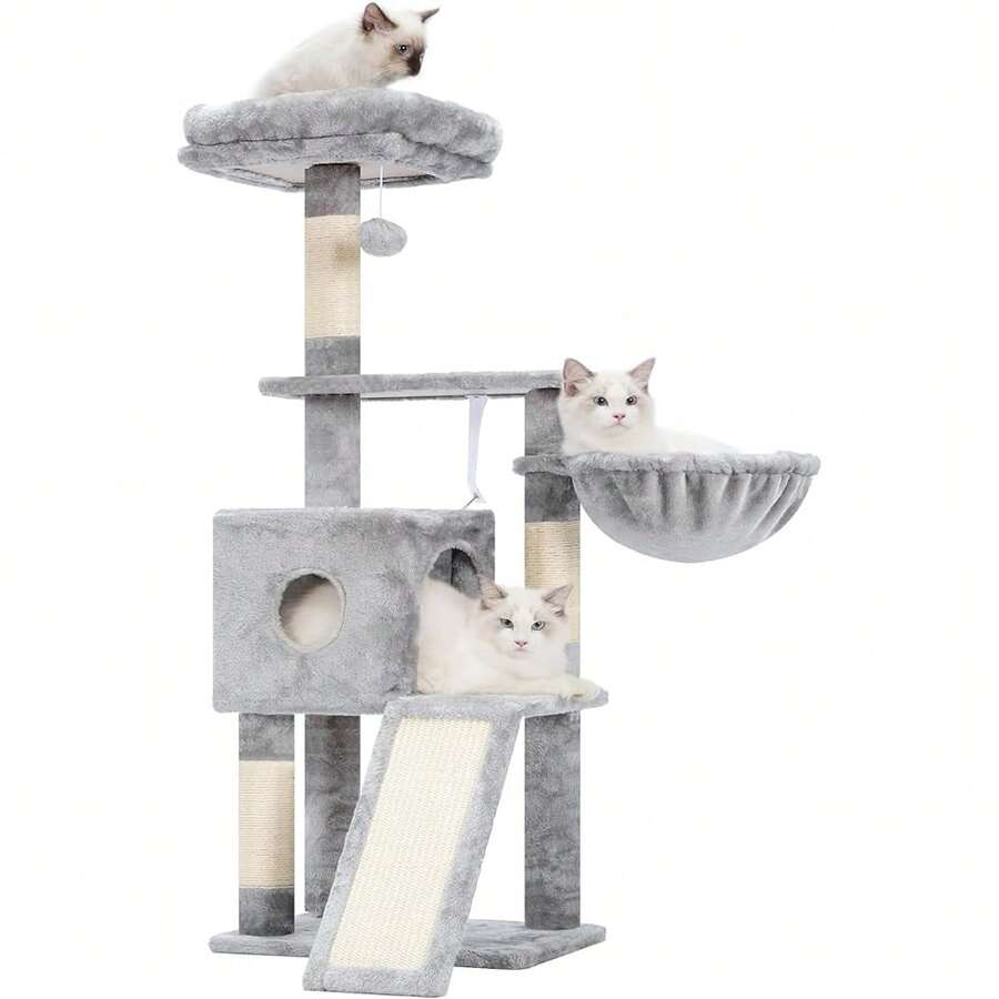 Árboles y casas para gatos