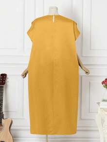 大码优雅纯色连衣裙，适合夏季派对穿着 - 黃色 - 查看 3