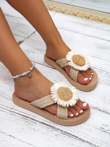 صنادل بحزام متقاطع بتصميم زهرة عباد الشمس، بطراز بوهيمي أنيق وشبابي، مريحة وقابلة للتنفس، سهلة الارتداء والخلع، مناسبة للفساتين والشاطئ والحفلات والمواعيد أو الارتداء اليومي، باللون الخاكي