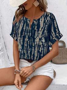Plus Size Women Casual V-Neck Short Sleeve Allover Print Shirt Vacation - Navy - View 4
