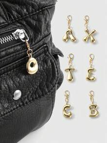 1 件 Y2K 简约优雅奢华百搭金银 26 个英文字母吊坠配饰，DIY 钥匙扣包包饰品，适合女性日常佩戴或送礼 - 金色 - 查看 1